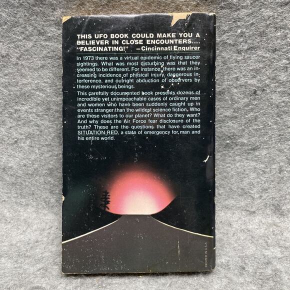 VTG Situation Red: The UFO Siege ~ Leonard H. Stringfield ~ 1977 ~ Fawcett CREST - Picture 2 of 8